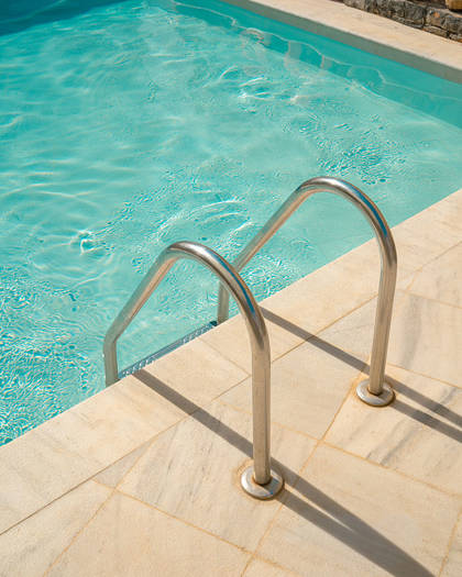 Nami Hotel Suites pool stairs