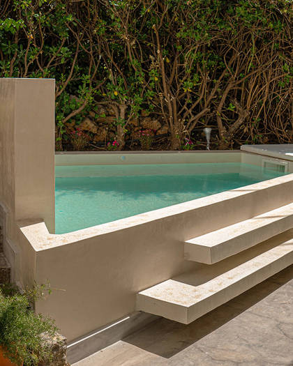 Nami Hotel Suites small pool