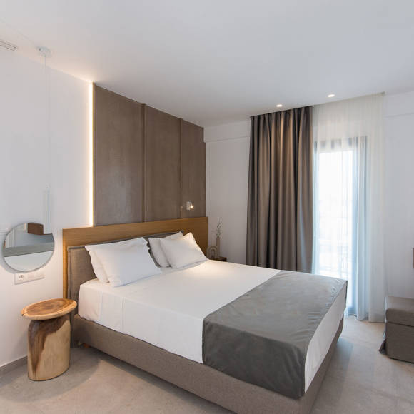 Nami Hotel Suites Deluxe Room bedroom